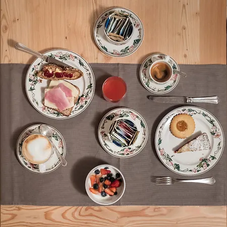 Meuble Garni Della Contea 3* Bormio