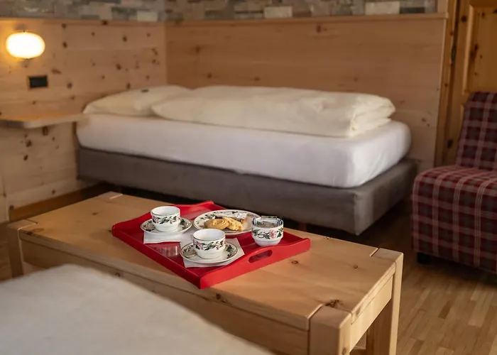 Hotell Meuble Garni Della Contea Bormio