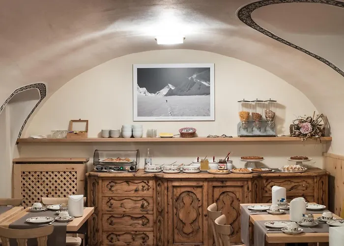 Hotell Meuble Garni Della Contea 3*