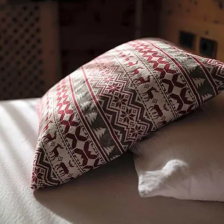 Meuble Garni Della Contea