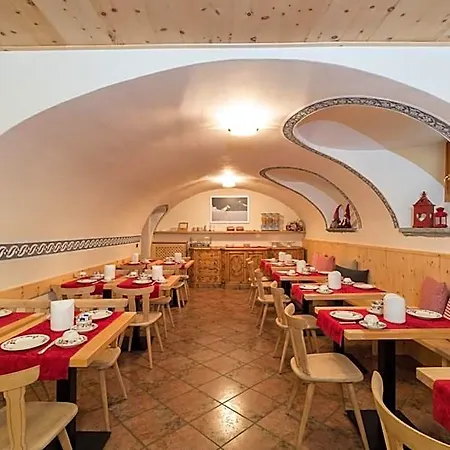 Hotel Meuble Garni Della Contea 3*