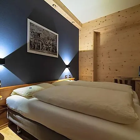 Meuble Garni Della Contea Hotel Bormio