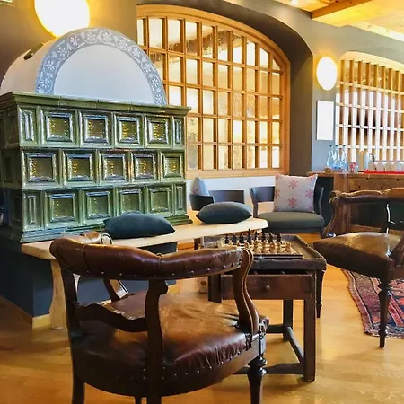 Meuble Garni Della Contea Hotel Bormio