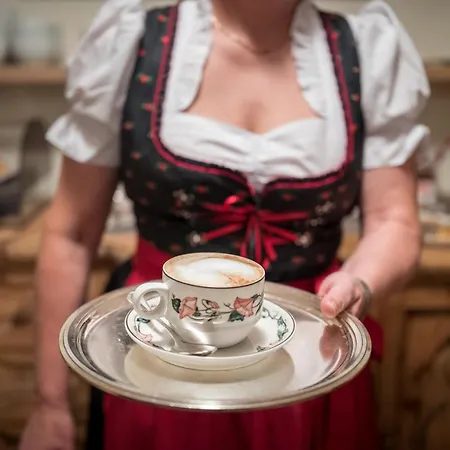 Szálloda Meuble Garni Della Contea 3*